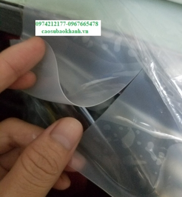 SILICONE MÀU TRĂNG MỎNG